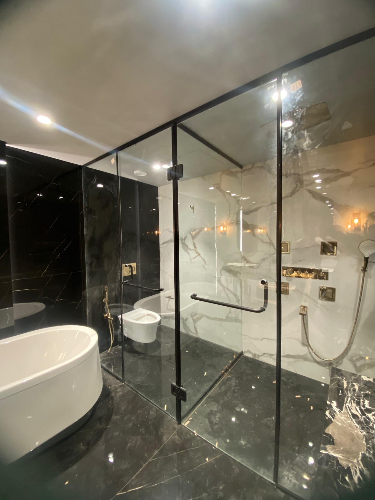 Trusted Glass & Aluminium Experts in Pune