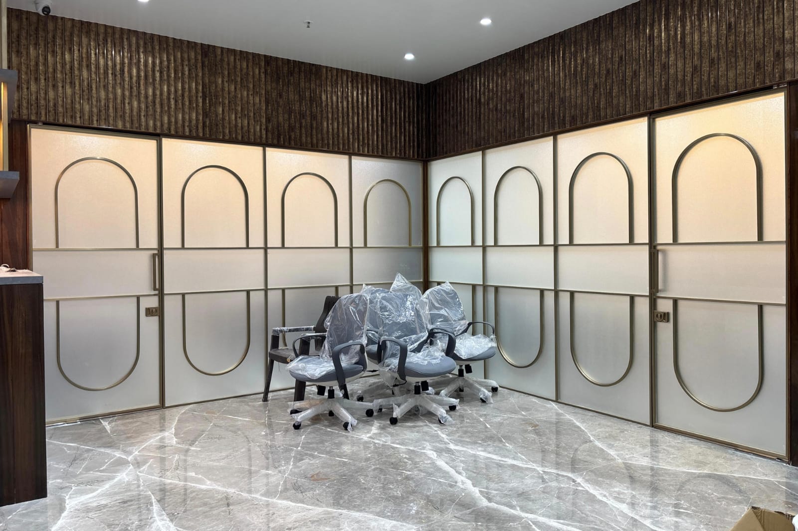 Premium glass and aluminium solutions by Laxmi Glass House